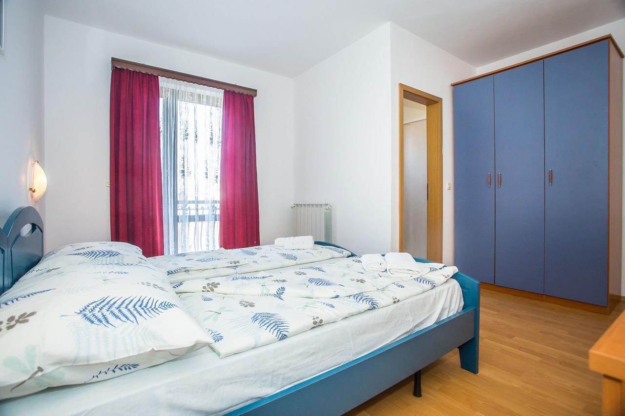 Stancija Lindi Porec Vrvari Bagian luar foto