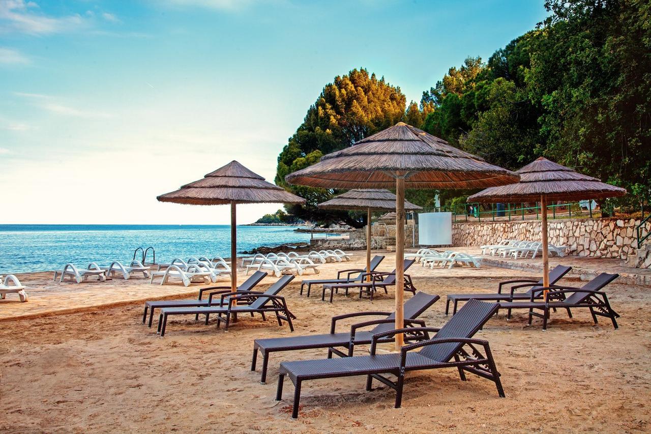 Stancija Lindi Porec Vrvari Bagian luar foto